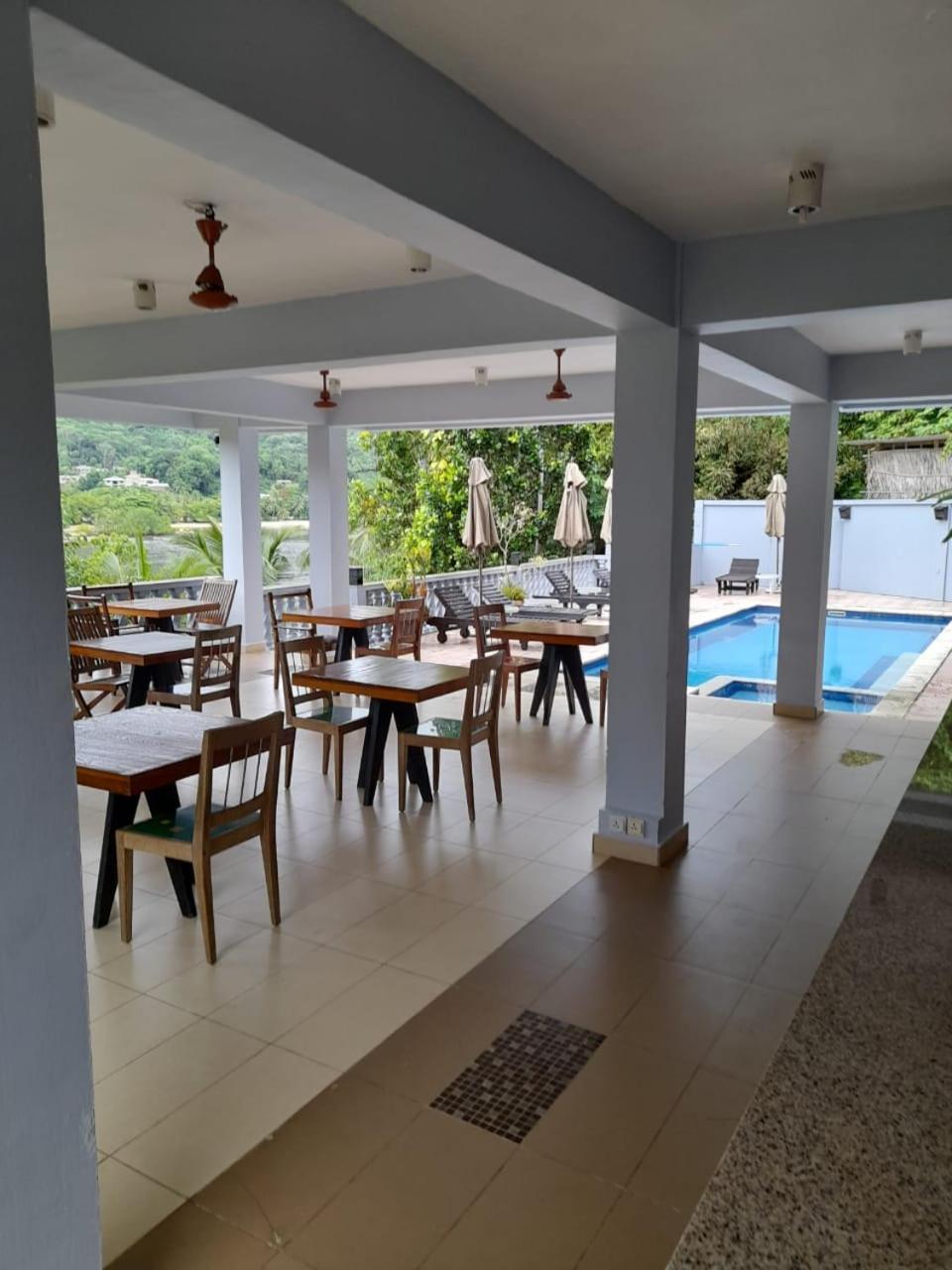 Bayview Villa -Sea Side Villa Anse Boileau Luaran gambar