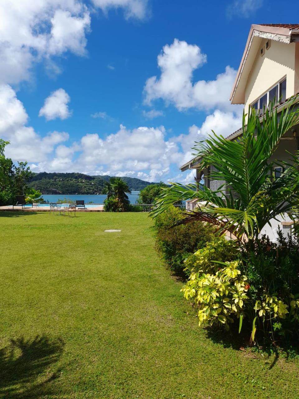 Bayview Villa -Sea Side Villa Anse Boileau Luaran gambar