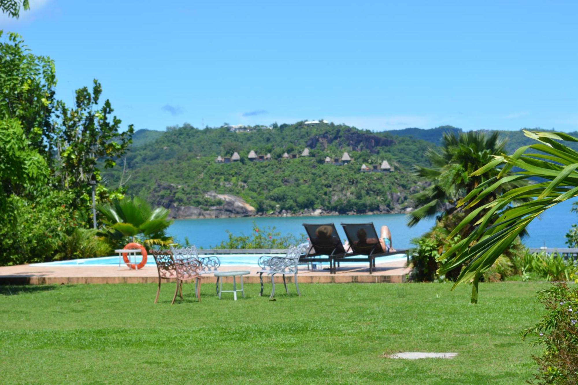 Bayview Villa -Sea Side Villa Anse Boileau Luaran gambar