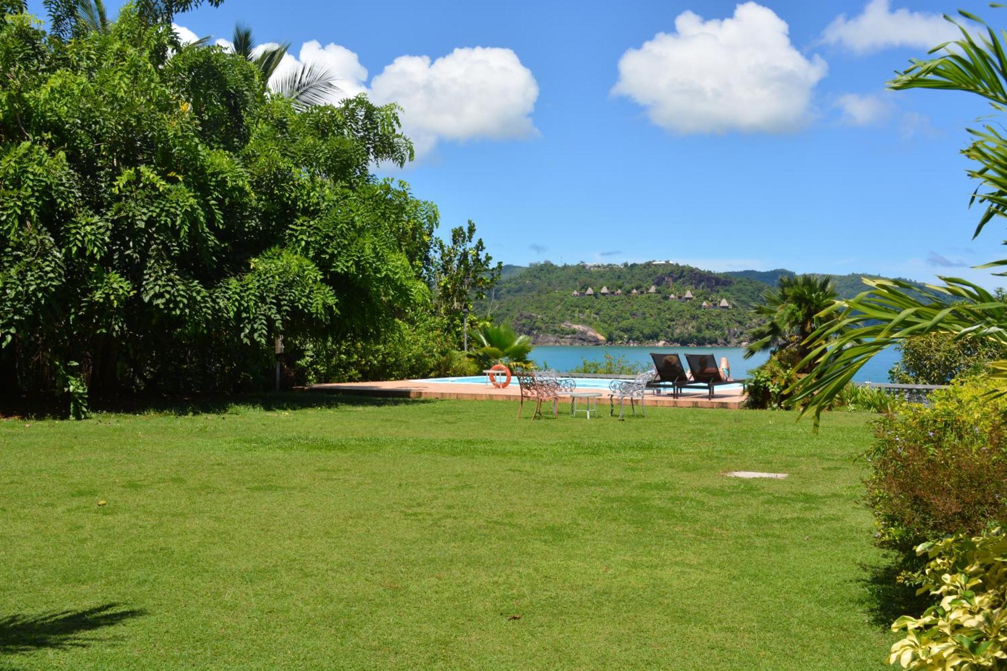 Bayview Villa -Sea Side Villa Anse Boileau Luaran gambar