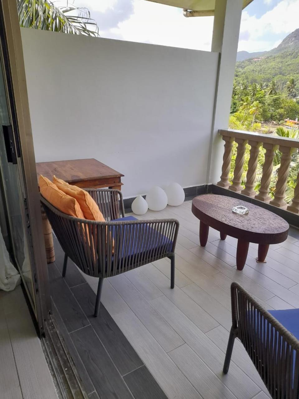 Bayview Villa -Sea Side Villa Anse Boileau Luaran gambar